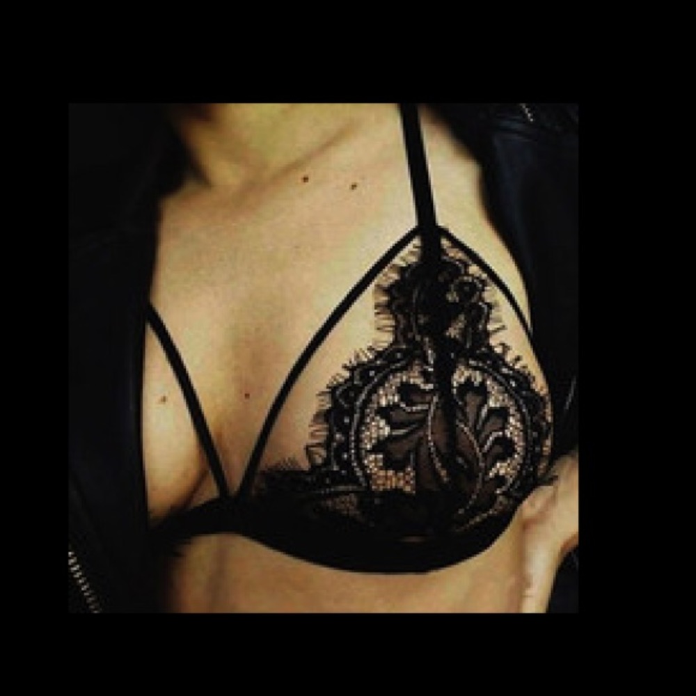Cute Lace Bralette🦋🖤